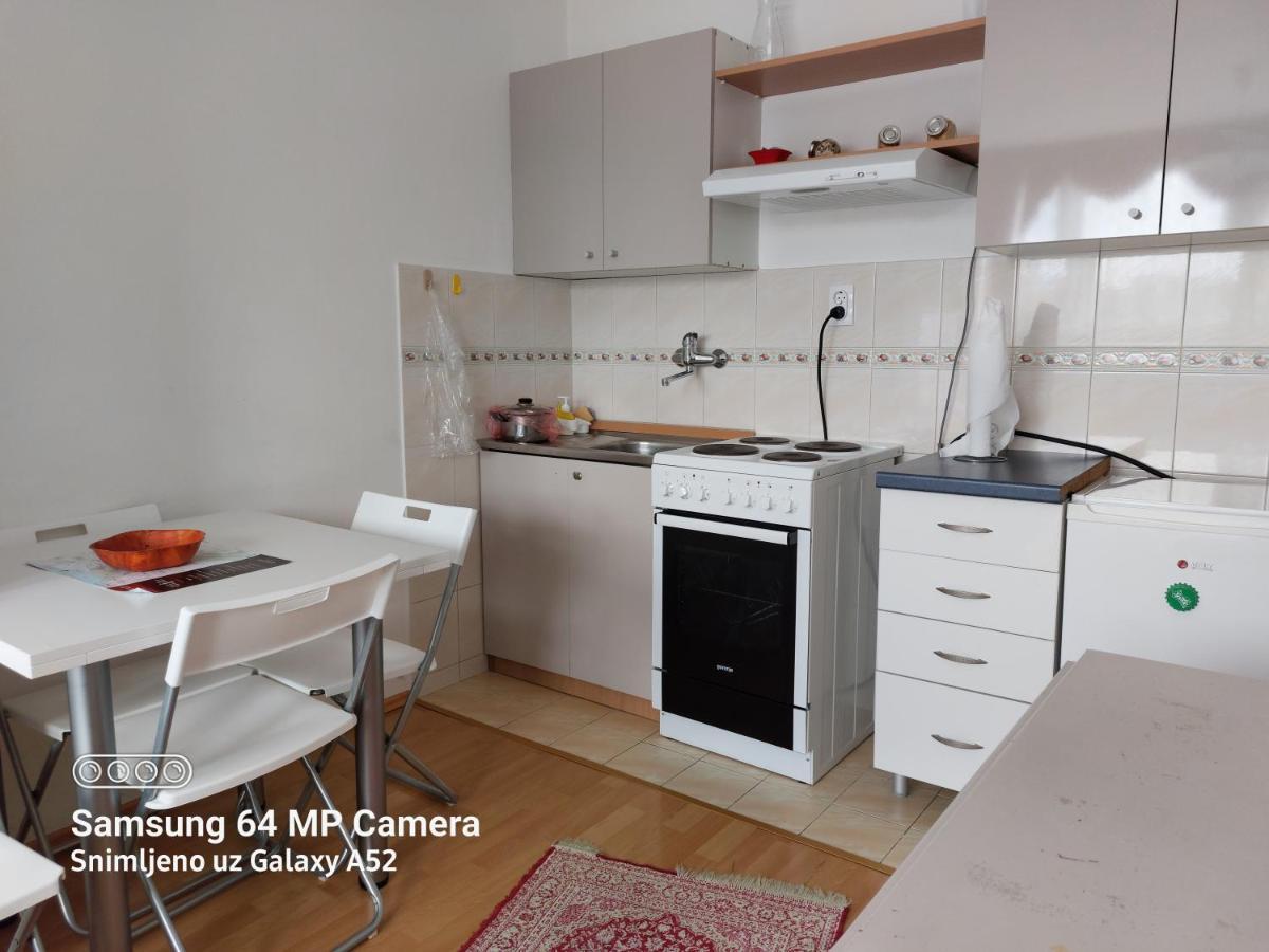 Apartment Daca Stan Белград Екстериор снимка